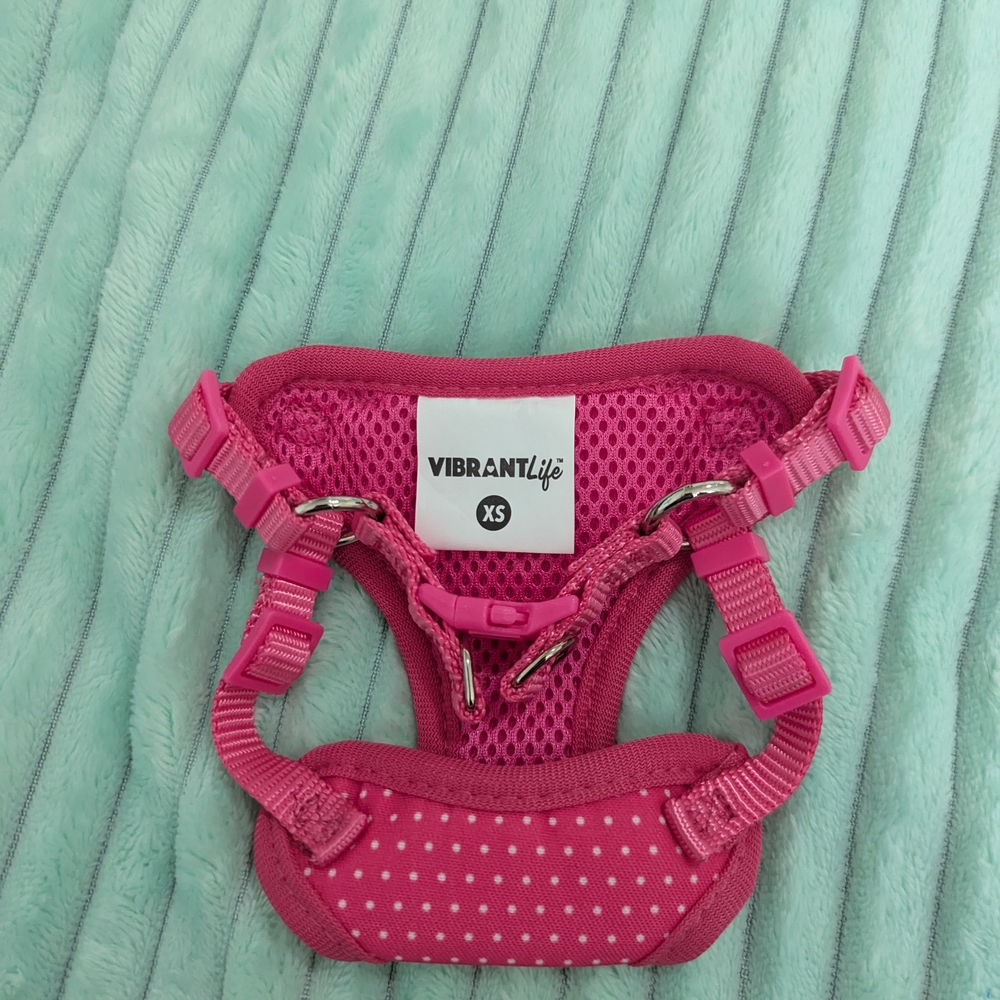NWOT Vibrant Life Pink Dog Harness XS